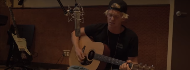 Cody Simpson covert klassieke liedjes