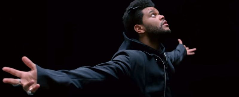 Gesaffelstein & The Weeknd verloren in de videorecensie van de songteksten
