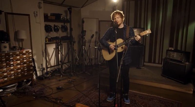 Ed Sheeran akoestische She Looks So Perfect
