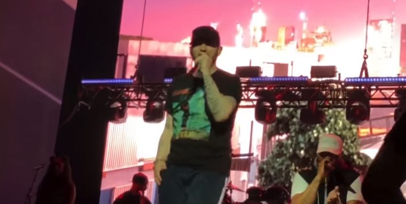 Eminems recordbrekende uitvoering van 'Lose Yourself' op Revival Tour